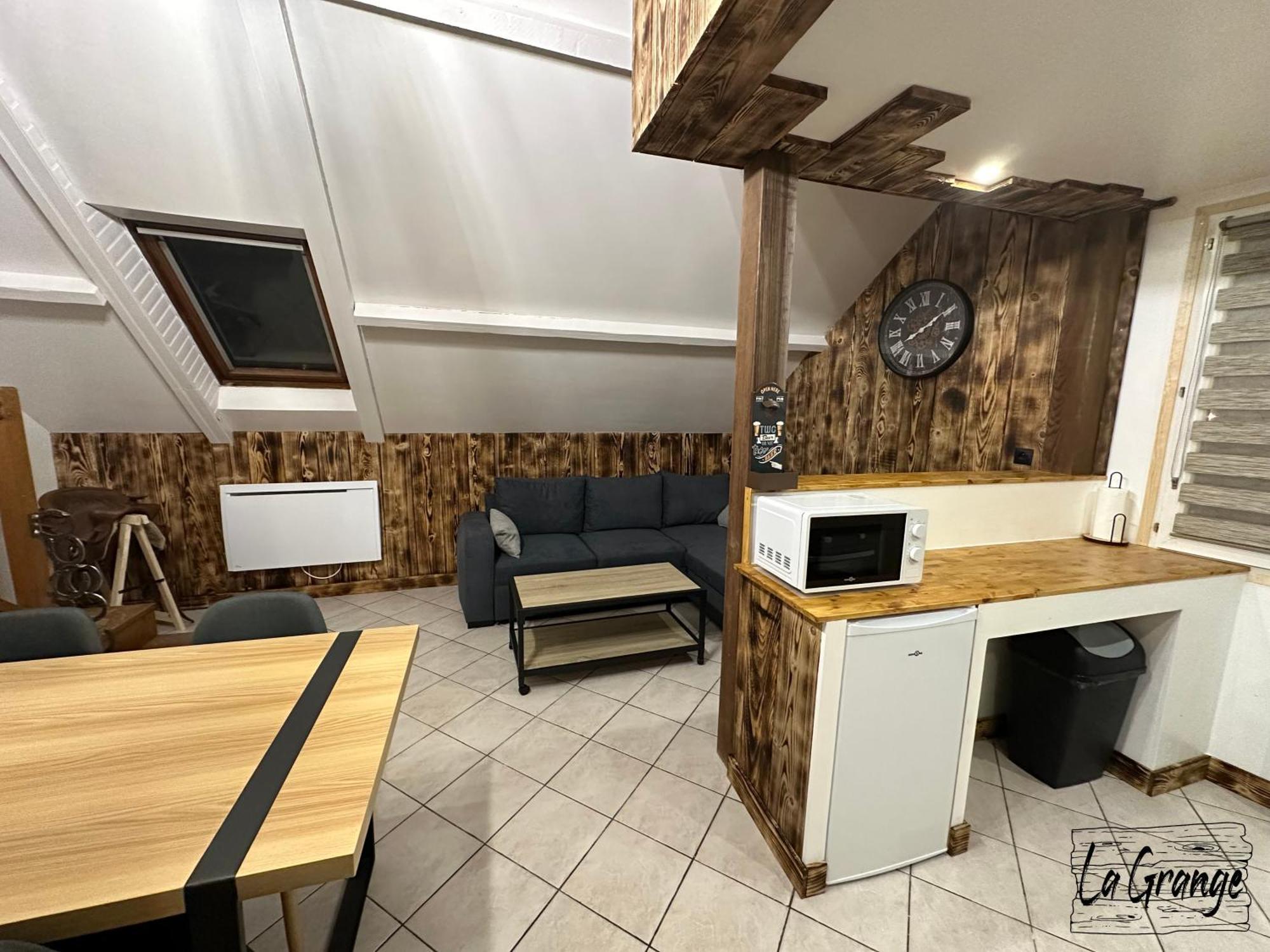 La Grange Apartment Карентан Екстериор снимка
