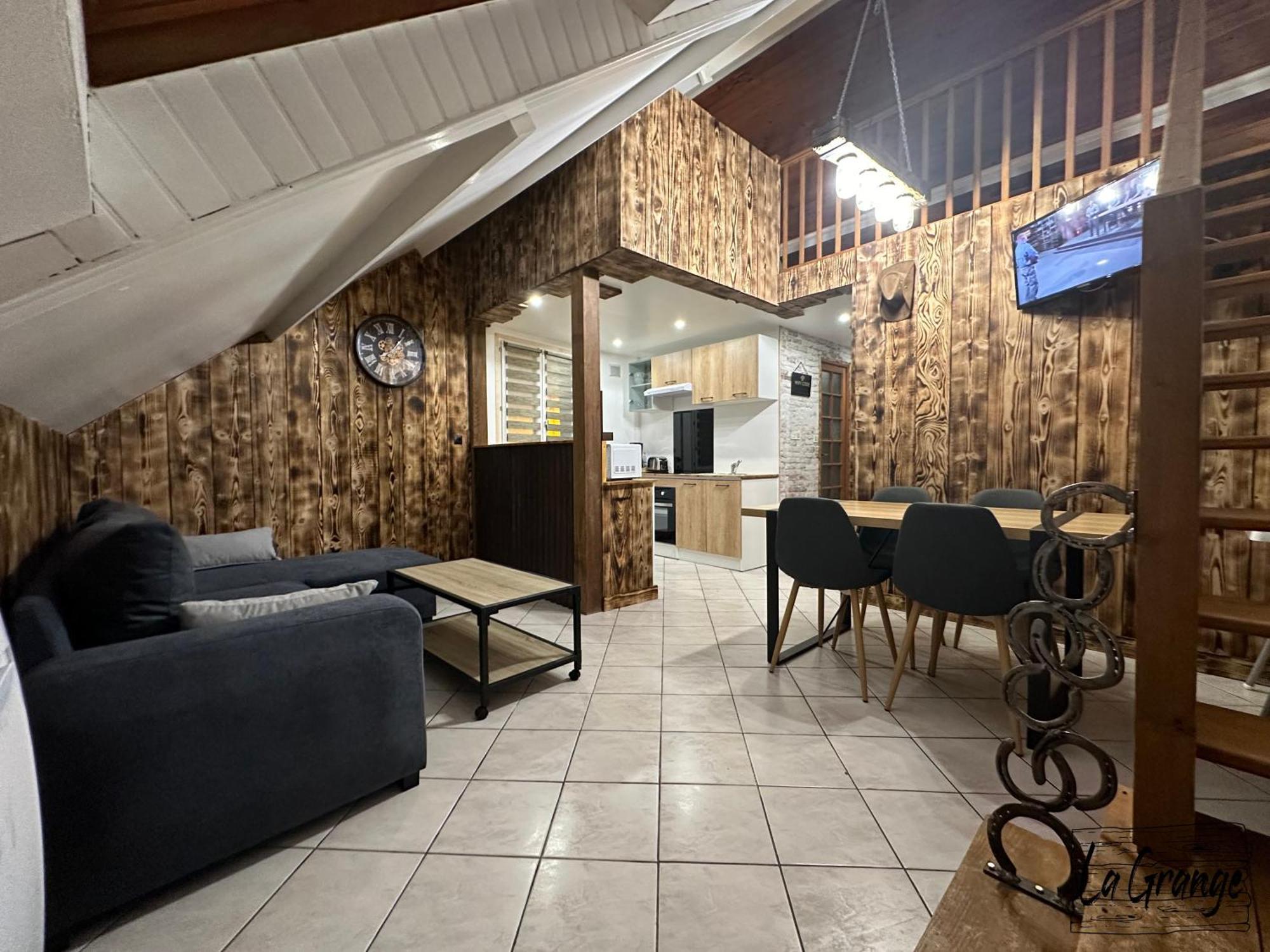 La Grange Apartment Карентан Екстериор снимка